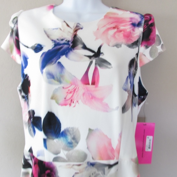 *SOLD* Betsey Johnson Dress Floral Print Cap - Picture 2 of 8